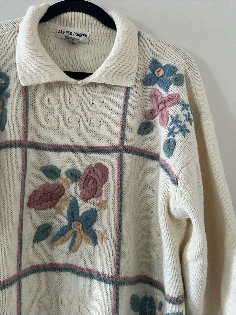Vintage Cream Floral Embroidered Sweater XL Cottagecore Grandmacore Romantic - Picture 3 of 7